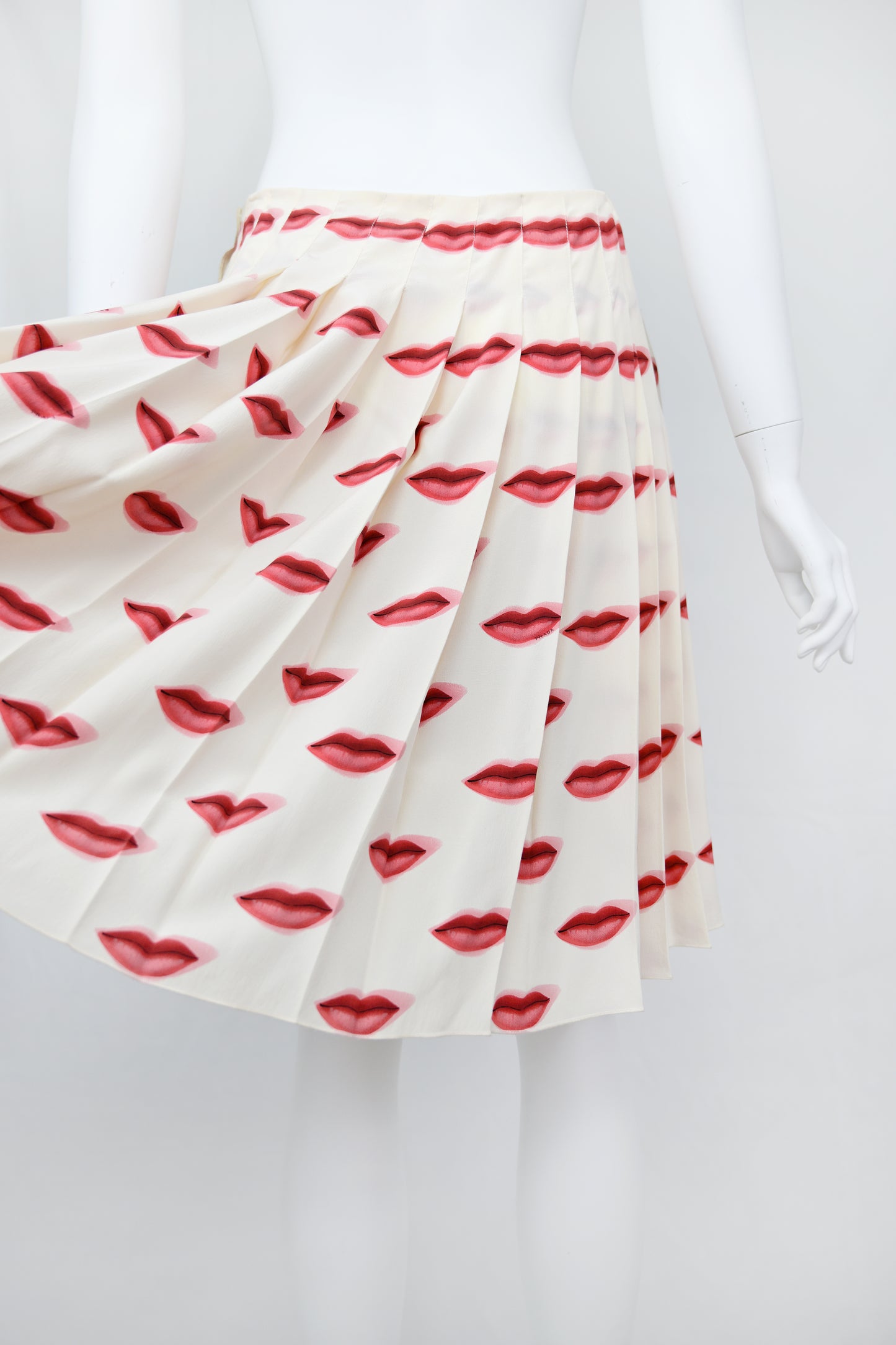 Prada SS 2000 Kiss Print Silk Skirt