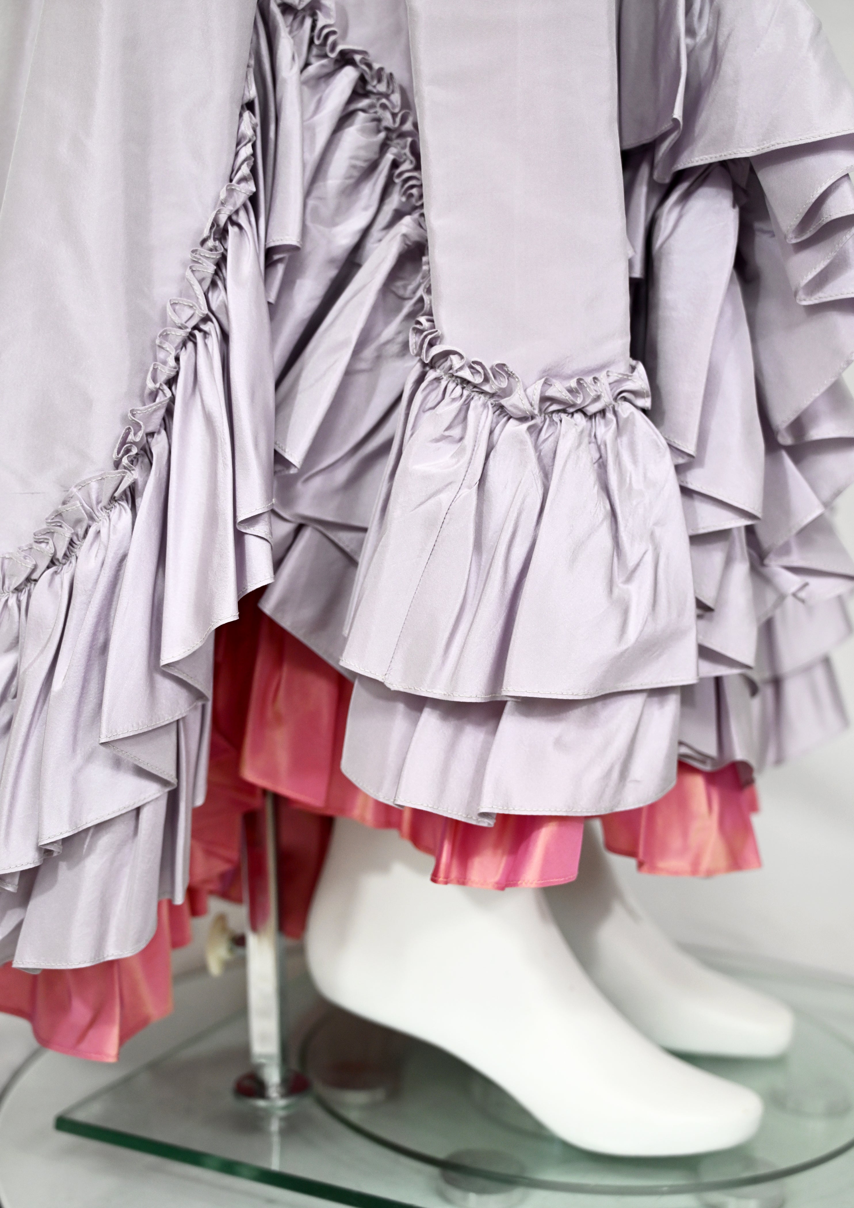 Oscar de la Renta SS 2003 Taffeta Ruffle Skirt