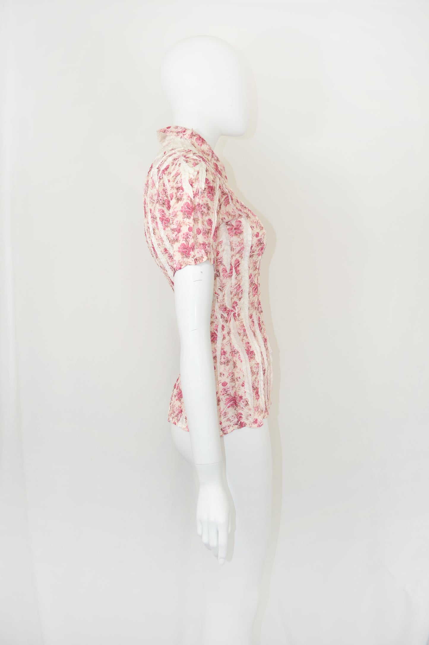 Yoshiki Hishinuma Rouge Rose Print Blouse