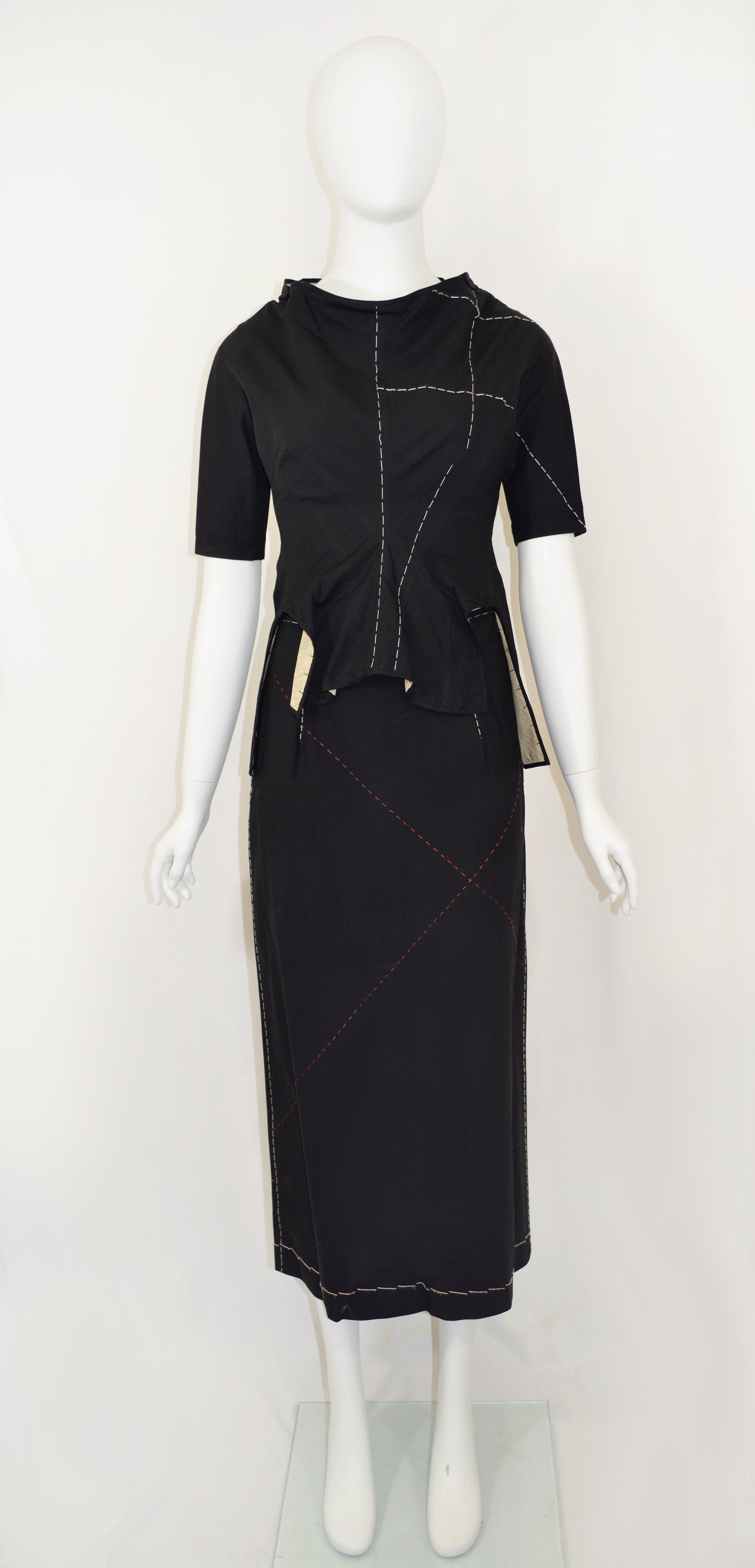 コレクション Yohji Yamamoto | SS 2000 YOHJI YAMAMOTO SS 2000 Stitched Skirt Set – Anteactus