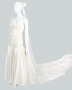 Valentino Sposa Silk Wedding Dress & Cathedral Lace Veil