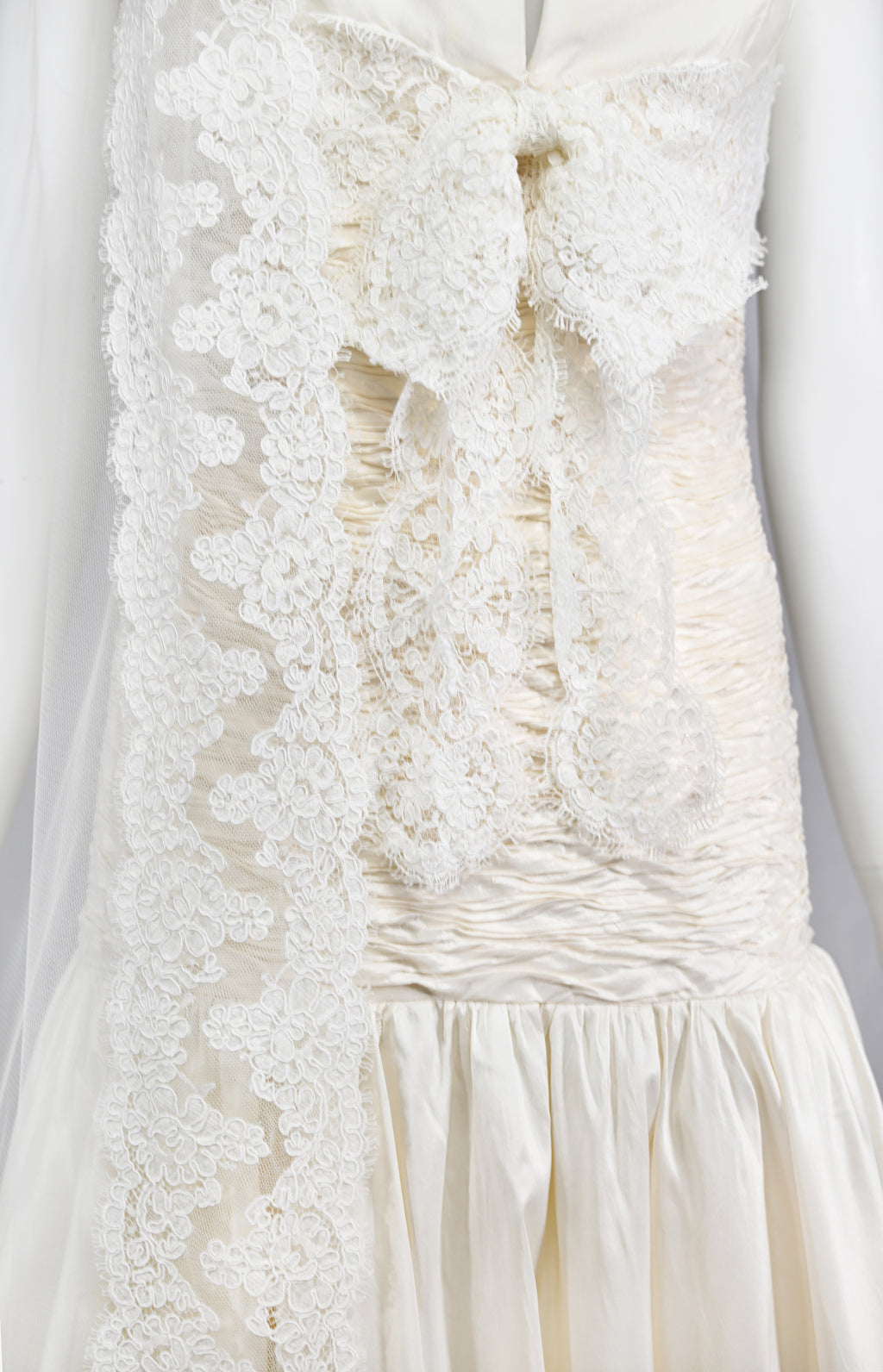 Valentino Sposa Silk Wedding Dress & Cathedral Lace Veil