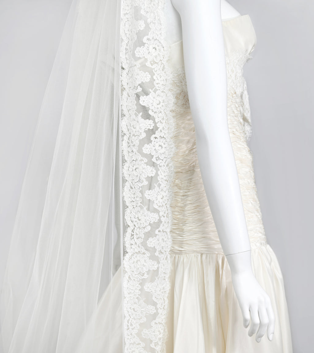 Valentino Sposa Silk Wedding Dress & Cathedral Lace Veil