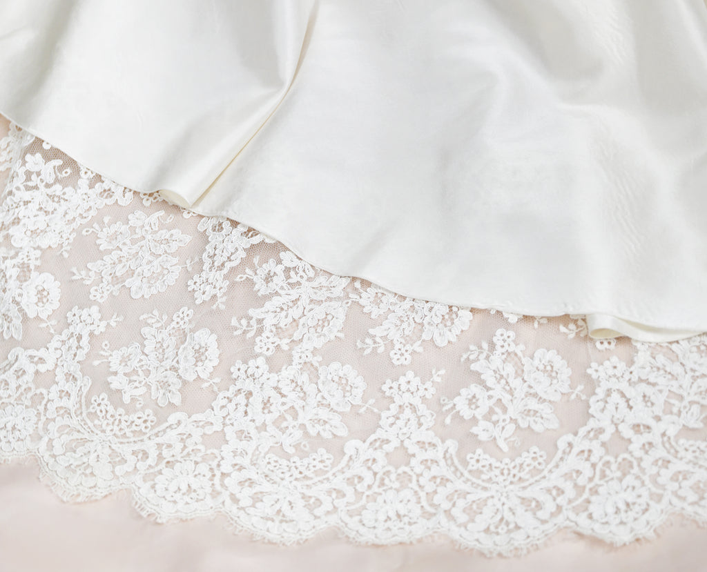 Valentino Sposa Silk Wedding Dress & Cathedral Lace Veil