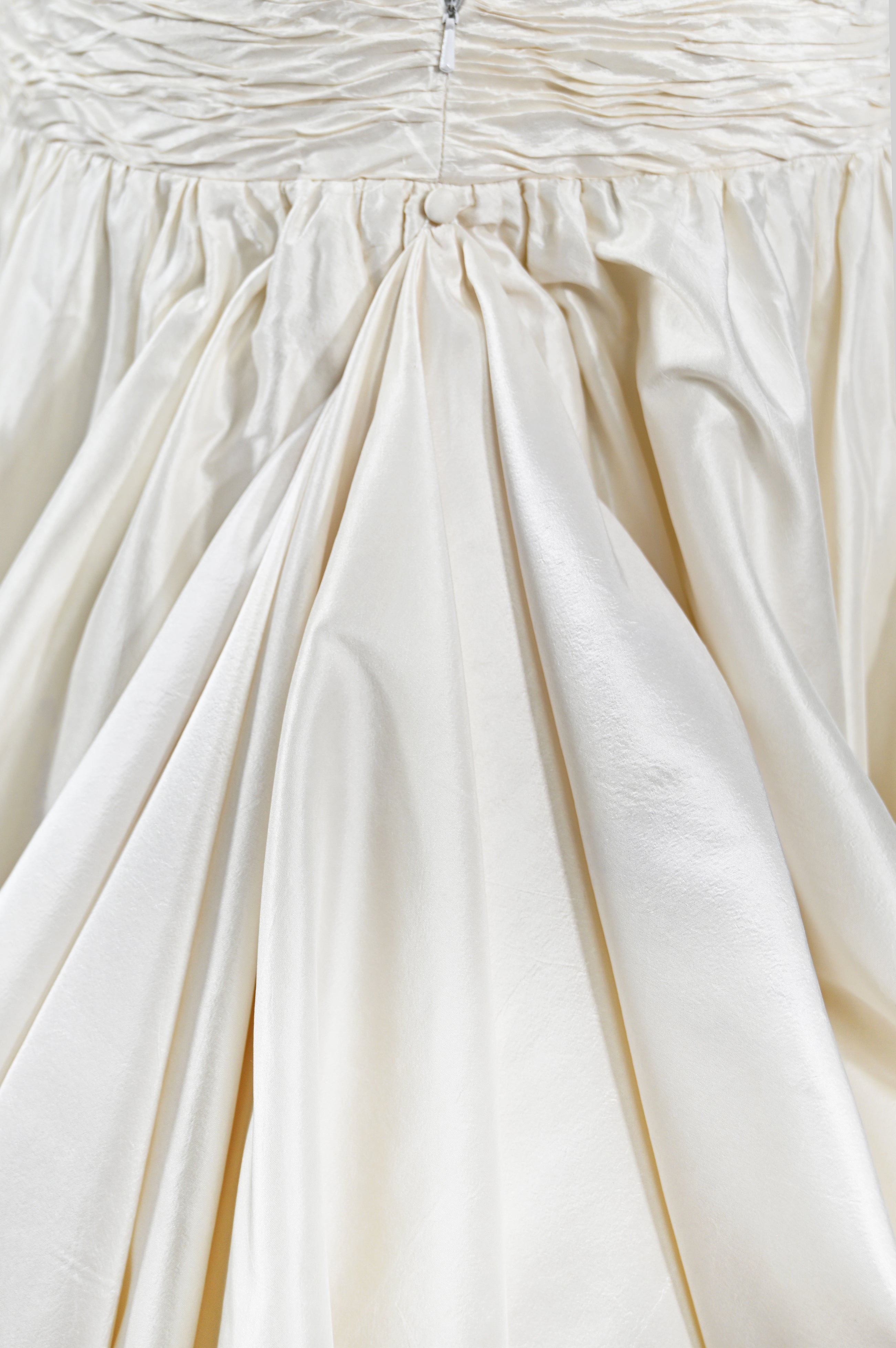 Valentino Sposa Silk Wedding Dress & Cathedral Lace Veil
