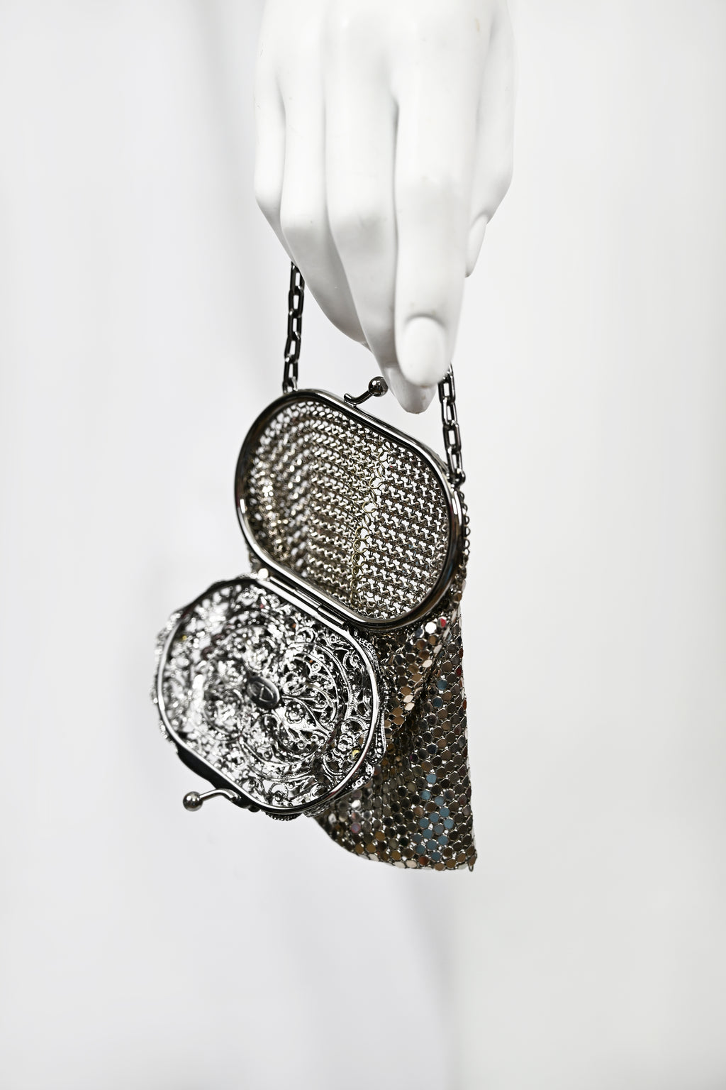 Valentino SS 2004 Chainmail Purse