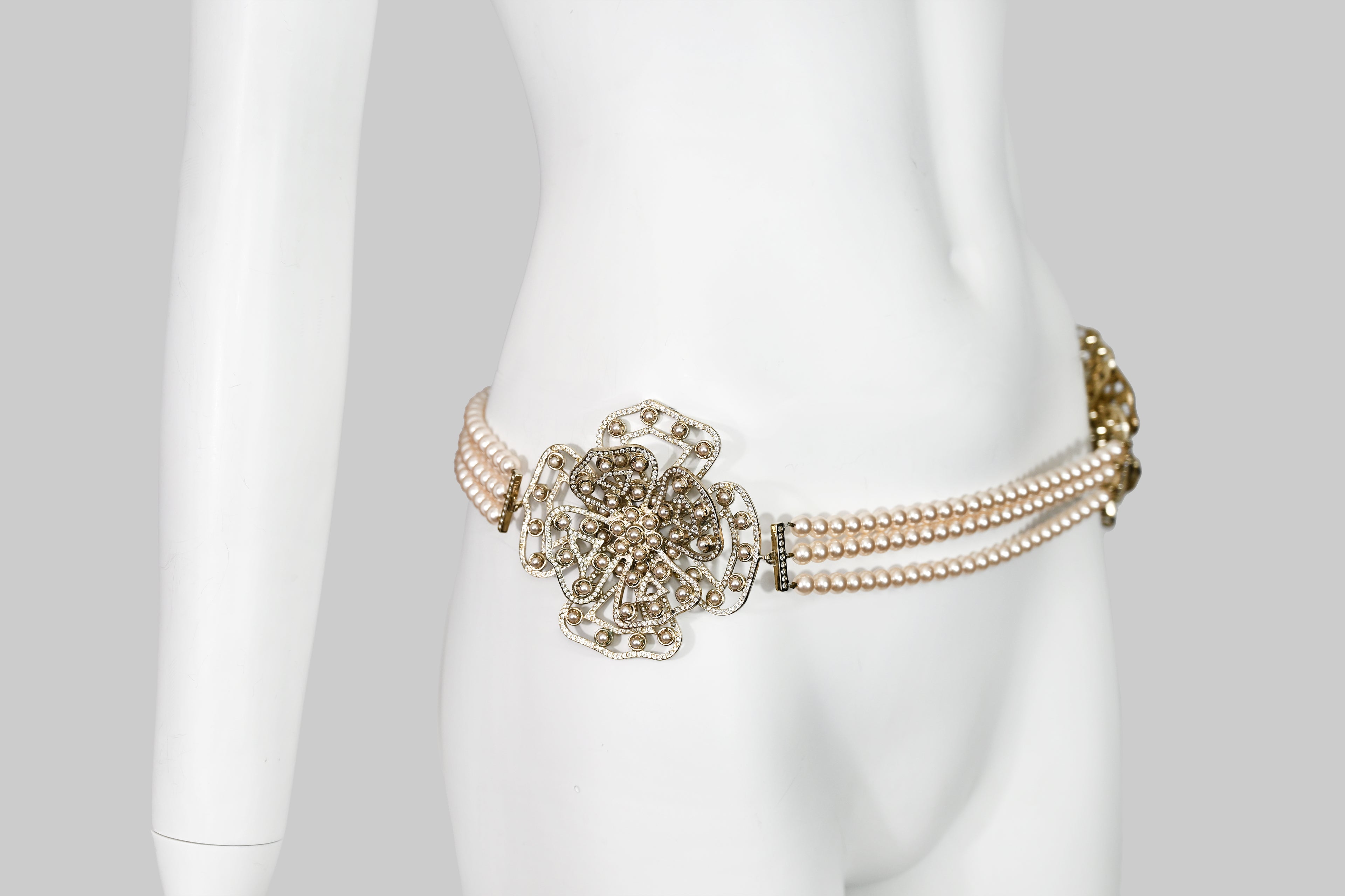 Valentino SS 2005 Pearl Belt