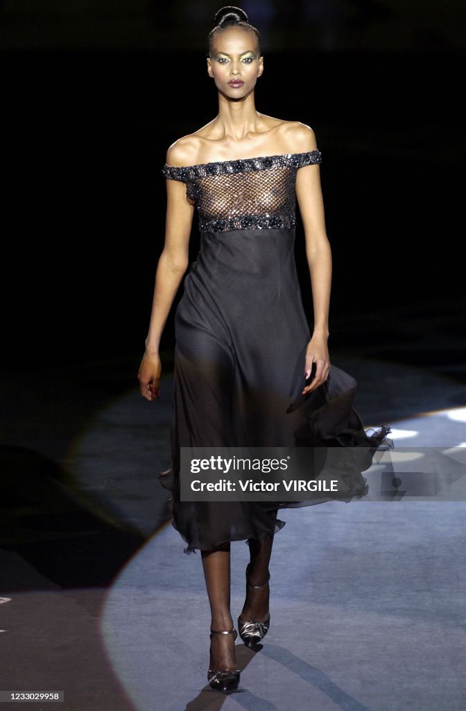 VALENTINO SS 2003 EMBELLISHED SILK DRESS Anteactus VALENTINO SS 2003 EMBELLISHED SILK DRESS Anteactus