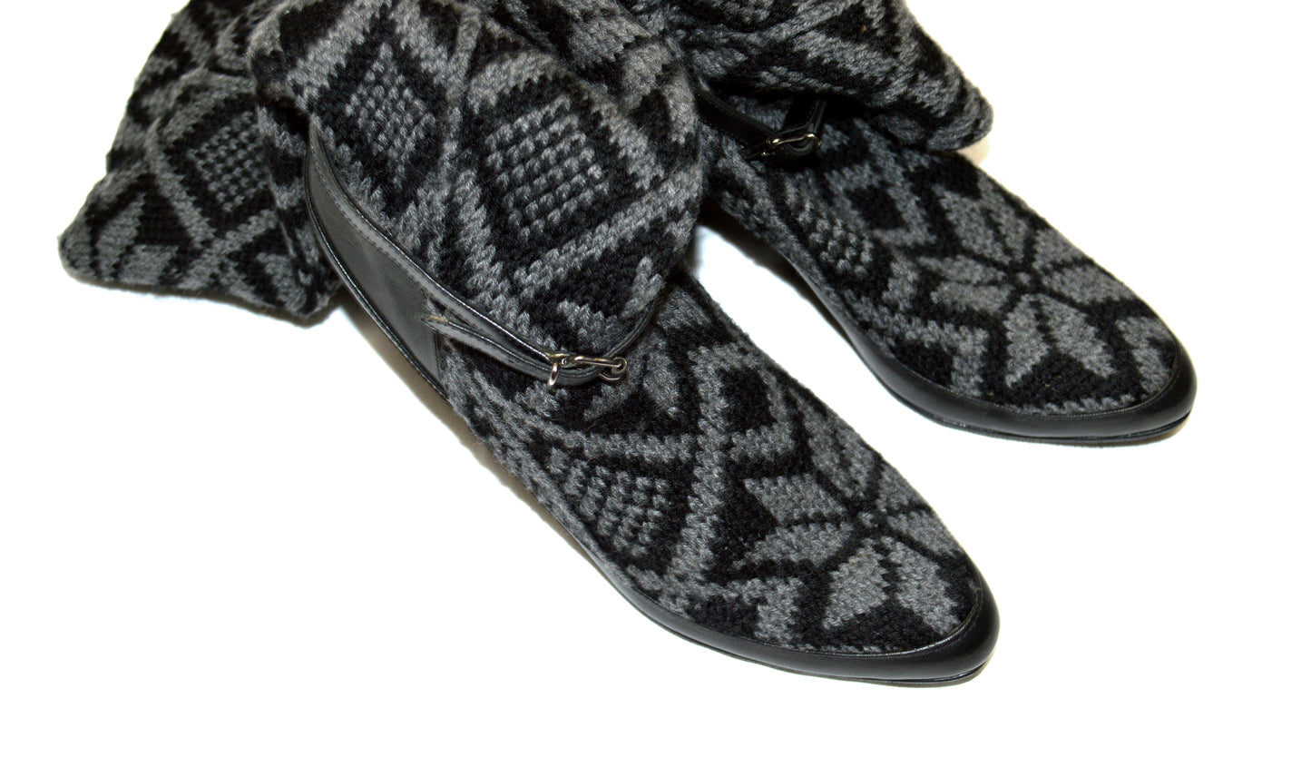 Veronique Branquinho FW 2006 Printed Knit Boots